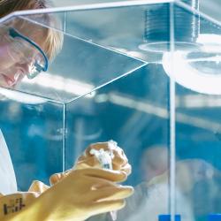 women in laboratory